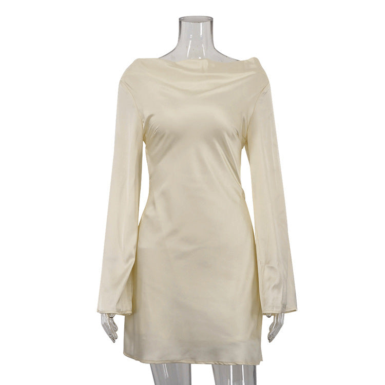 Satin Kleid mit hohlem Rücken und Schnürung