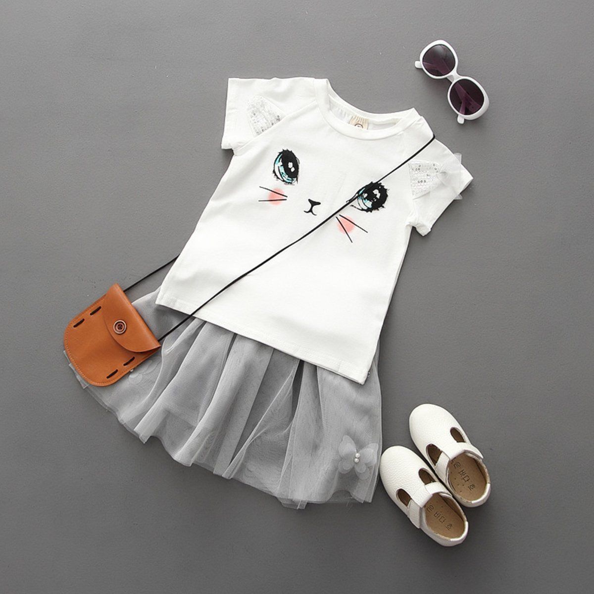 New Girl Kids Cute Cat Short Sleeve T-Shirt with Butterfly Beads and Puff Skirt Set 