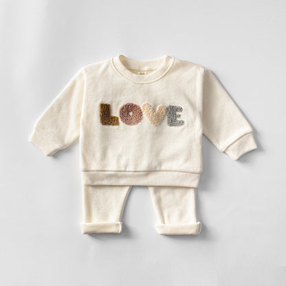 Kinderkleidung Jungen Pullover Anzug Beige Wolle LOVE Handtuch Stickerei Baby Kleidung Zwei-Teiliges Set