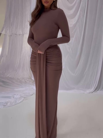 Langärmliges Kleid in Unifarbe mit Hüftbedeckung