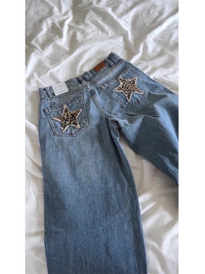 Amerikanische Vintage-Jeans mit Leopardenmuster und Sternstickerei