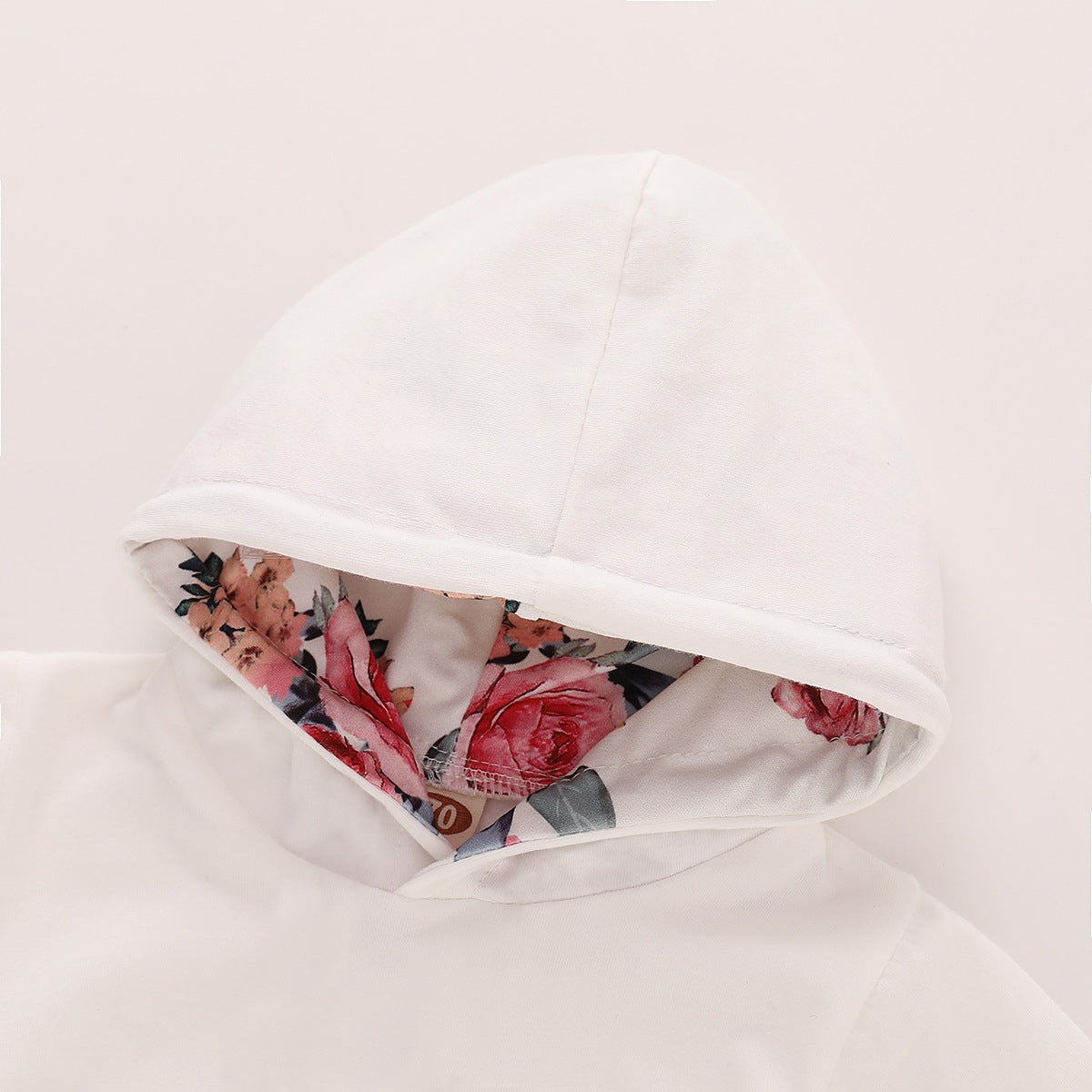 Children's suit with hood print