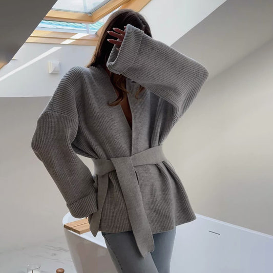 Schnürung gestrickter Damen-Pullover-Mantel in mittlerer Länge