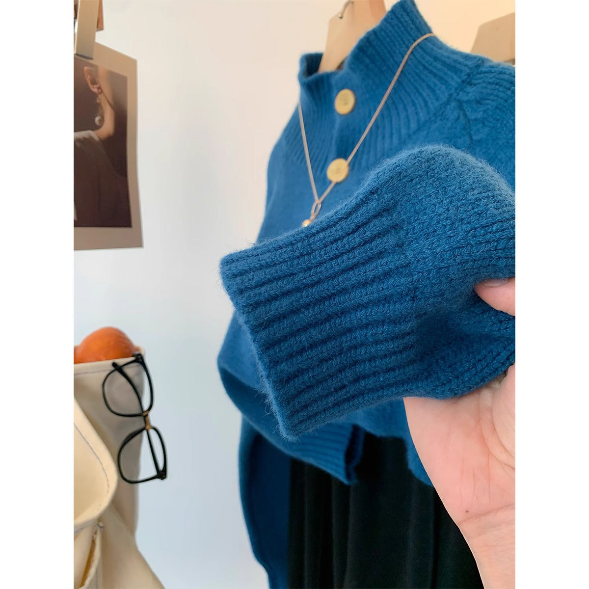 High-collar short sweater coat