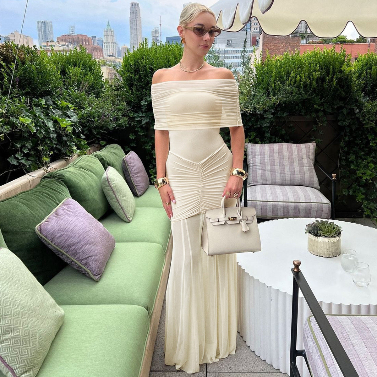 Damen Off-Shoulder Mesh-Faltenkleid