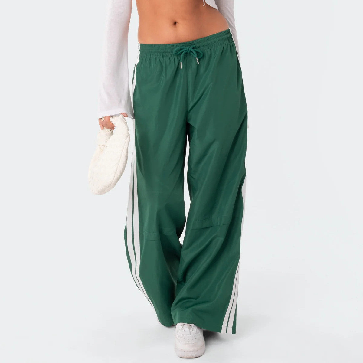 Damenhose mit Streifen, Drapierungseffekt und Weitem Bein – Vielseitige Kontrastfarbene Lässige Sporthose