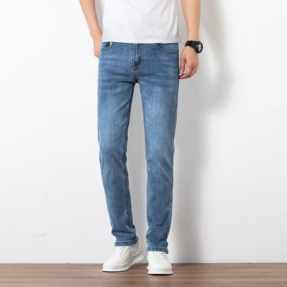 Locker geschnittene Herren-Jeans – Gerade, schlank, elastisch und trendig