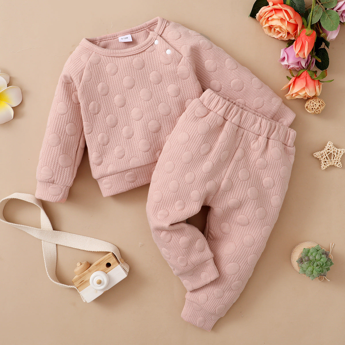 Frühling und Herbst Jungen- und Mädchenanzug Baby Bonbonfarben Einfarbig mit Polka-Dots Rundhalsausschnitt Langarmhosen Kinderkleidung