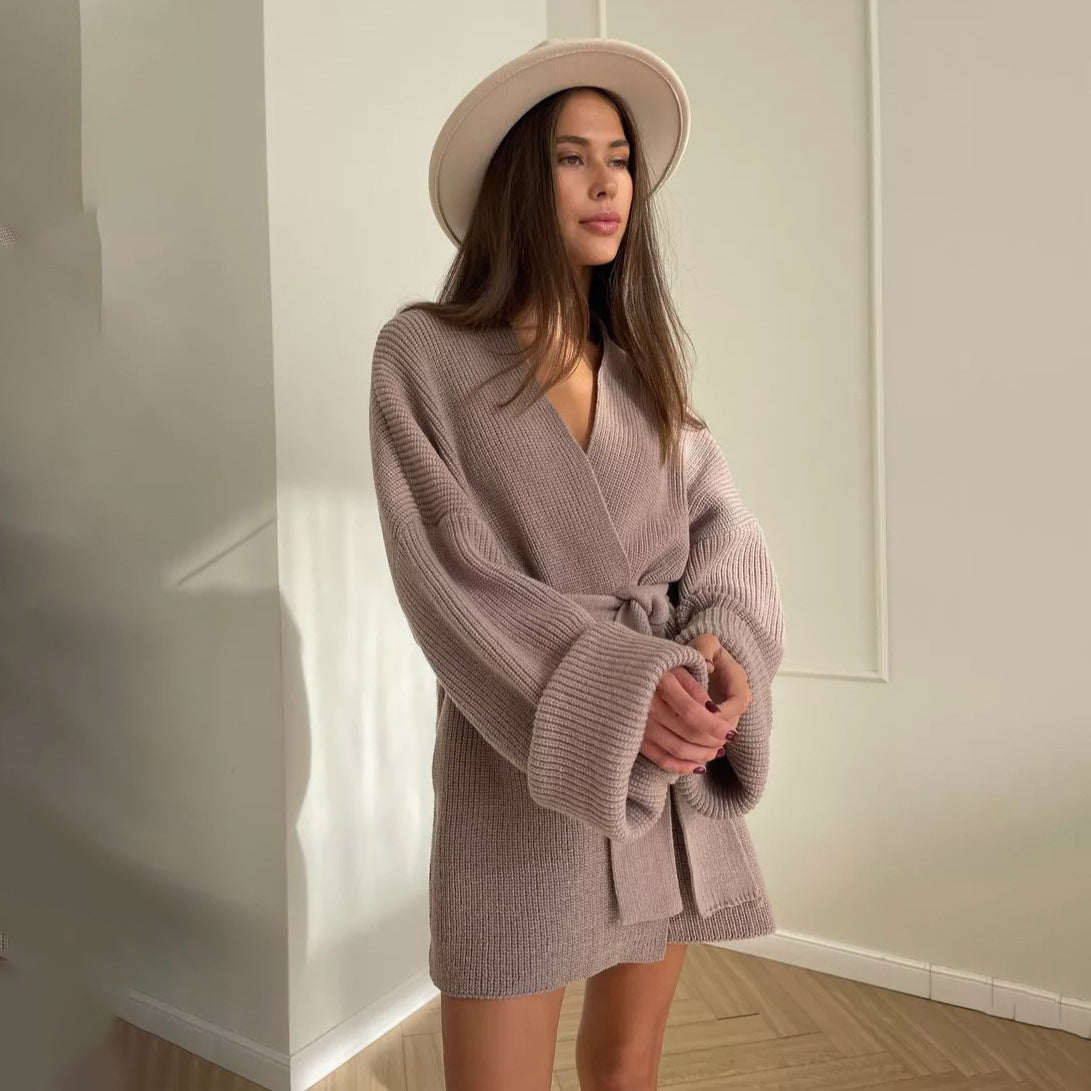 Lace-up knitted women's sweater coat in mid length
