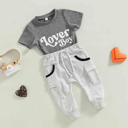 Baby Jungen Kurzarm Monogramm Druck T-Shirt Graues Sommerkleidungsset