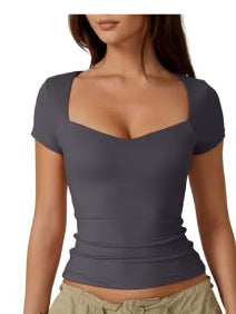Herzförmiges Kragen-Kurzarm-T-Shirt Frauen einfarbig schlank Grund mode Exposed Nabel