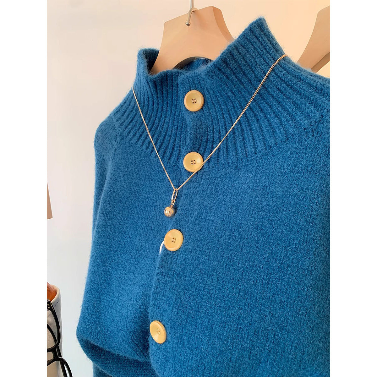Hochkragen Weicher Klebriger Kurzpullover-Mantel