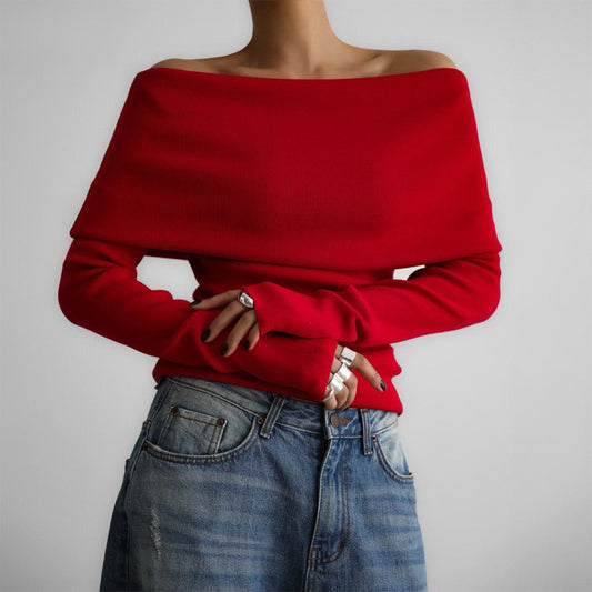 Langärmliges gestricktes Hemd schulter frei
