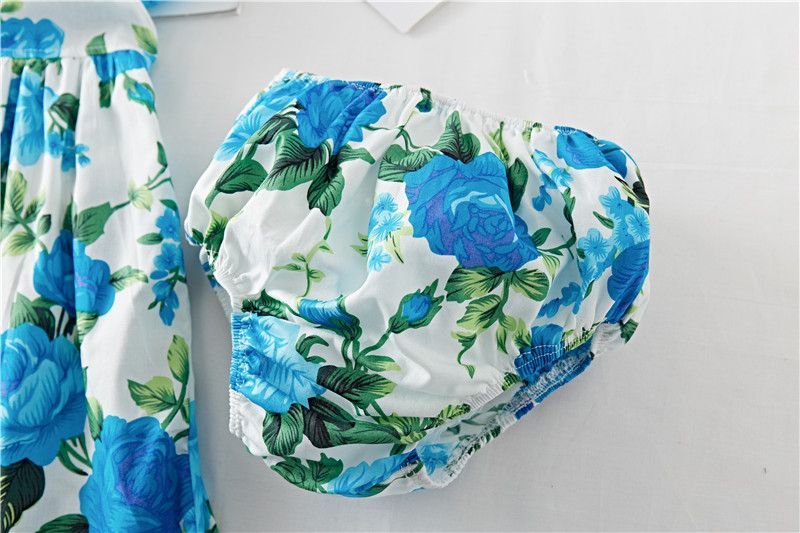 Baumwoll-Babykleid mit Rüschen und Blumenmuster